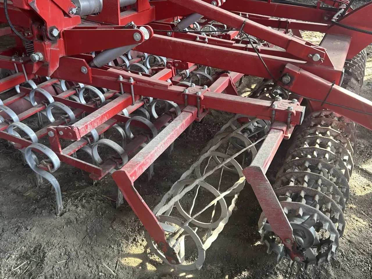 Billede 7 - Kongskilde Germinator SP7000 med CROSKILL tromle bagerst. Velegnet til roer og andre speciel afgrøder.