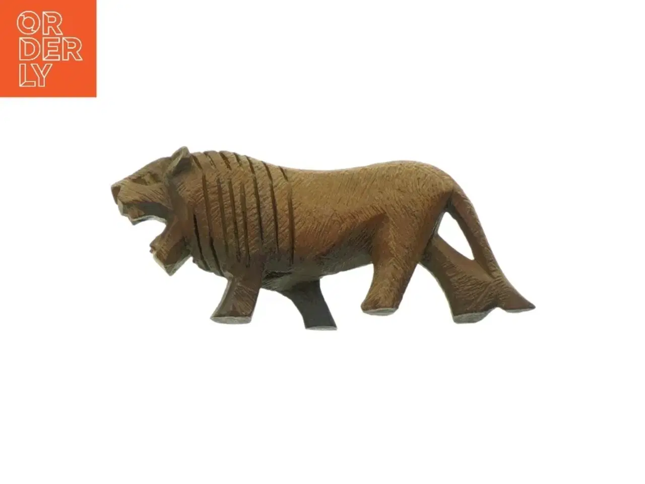 Billede 3 - Træfigur af løve (str. 12 x 7 cm)