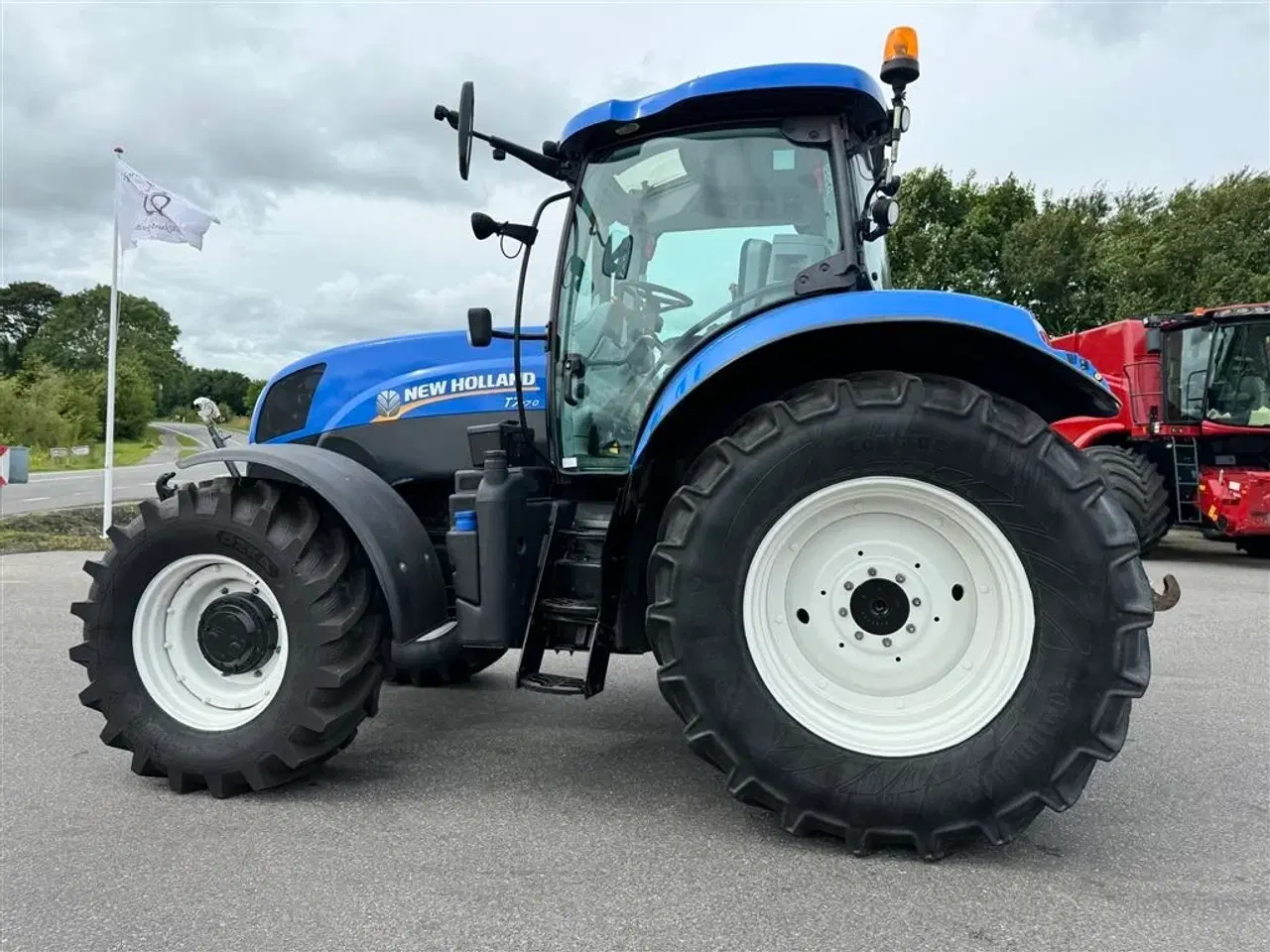 Billede 4 - New Holland T7.170 KUN 5800 TIMER OG FULD AFFJEDRING!