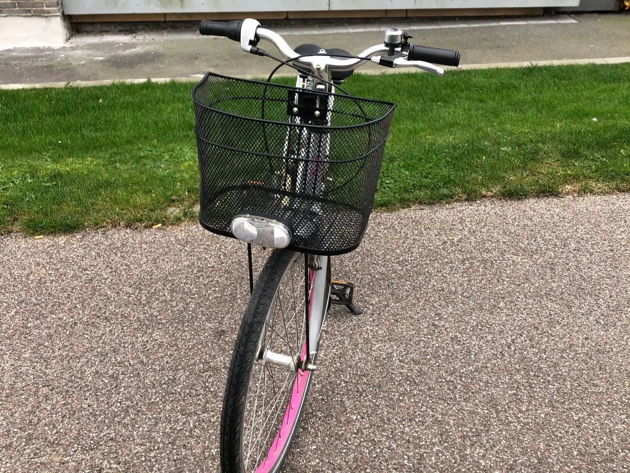 Billede 3 - Pigecykel med 7 gear