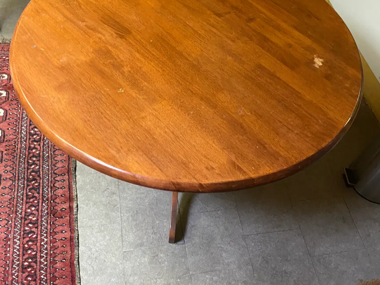 Billede 1 - Rundt spisebord