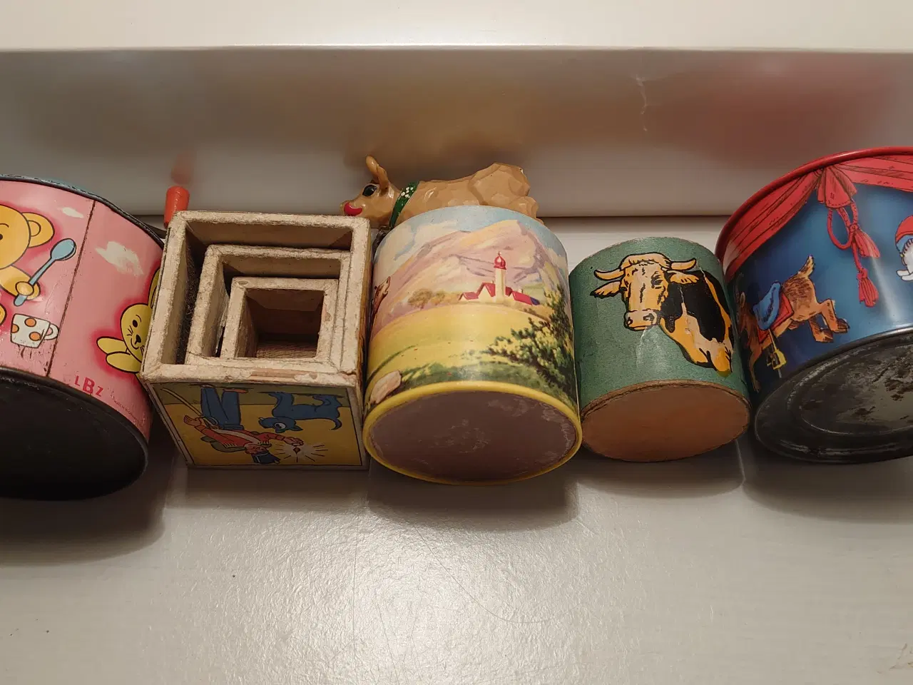 Billede 6 - 5 stk vintage legetøj. Spilledåser, stabeltårn mm.