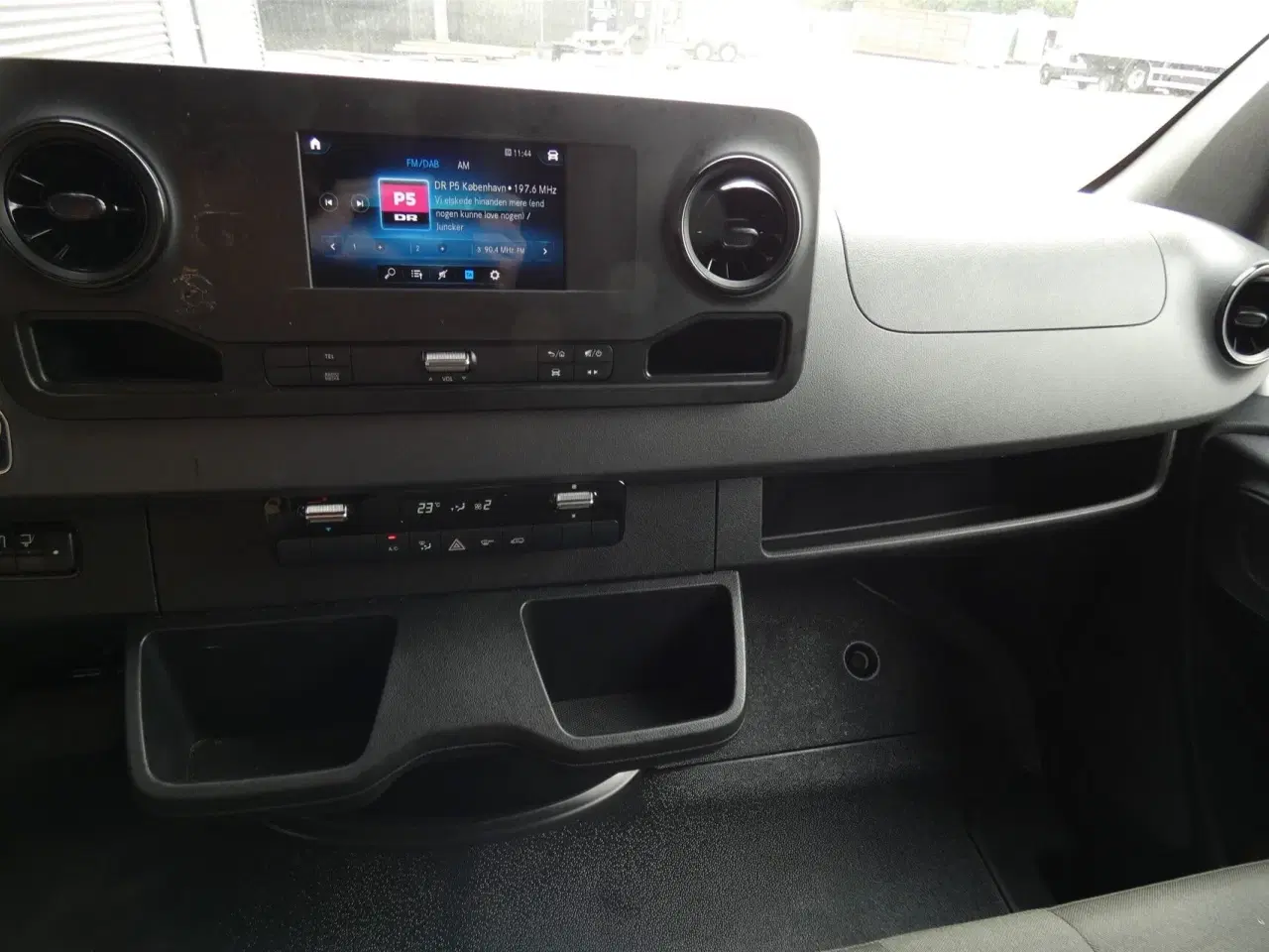 Billede 11 - Mercedes-Benz Sprinter 314 Alukasse m. lift 2,1 CDI A3 FWD 7G-Tronic 143HK Ladv./Chas. Aut.