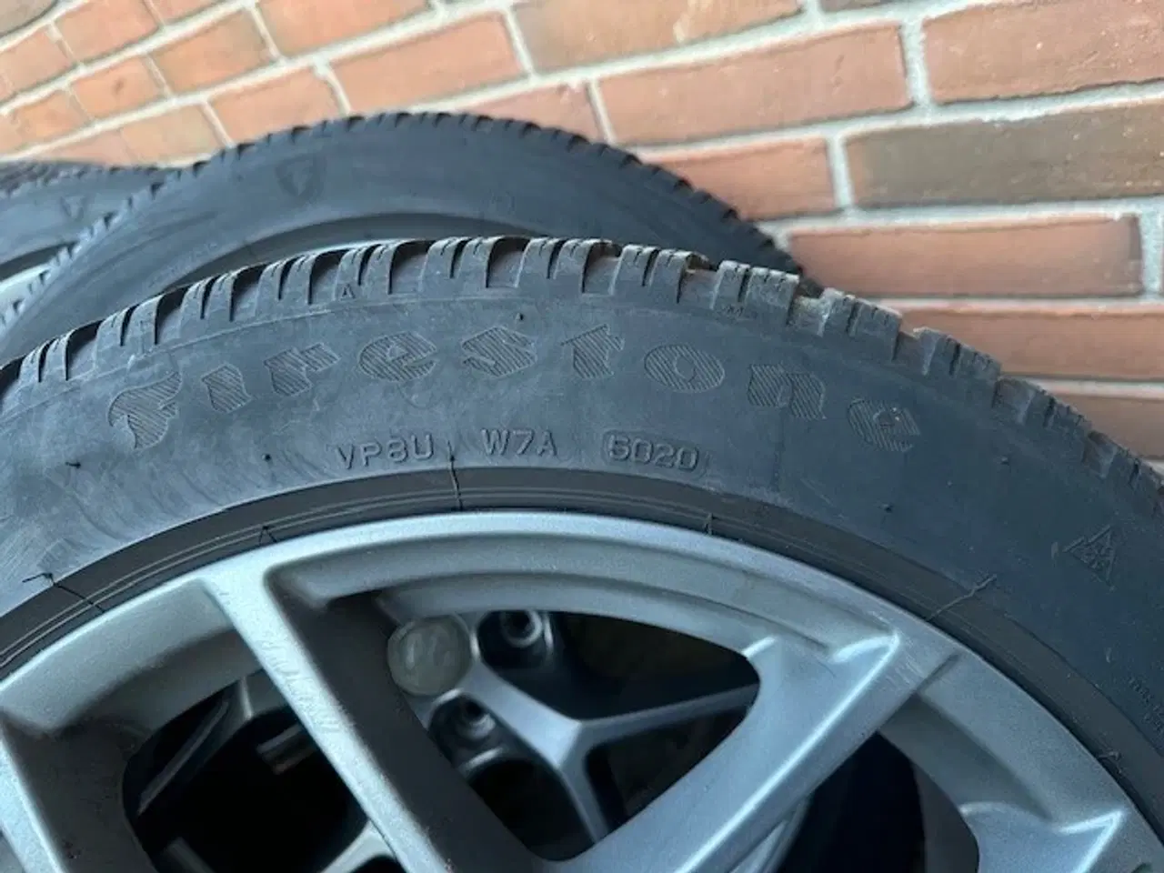 Billede 5 - Vinterdæk på fælge til Audi
