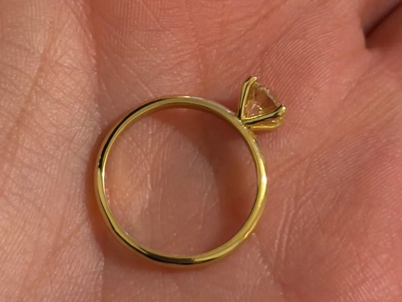 Billede 8 - Smuk 14K guldring med naturlig fancy yellow diaman