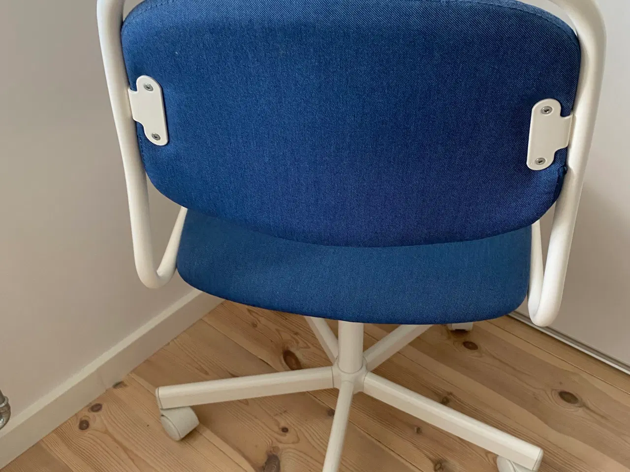 Billede 2 - Kontorstol ikea