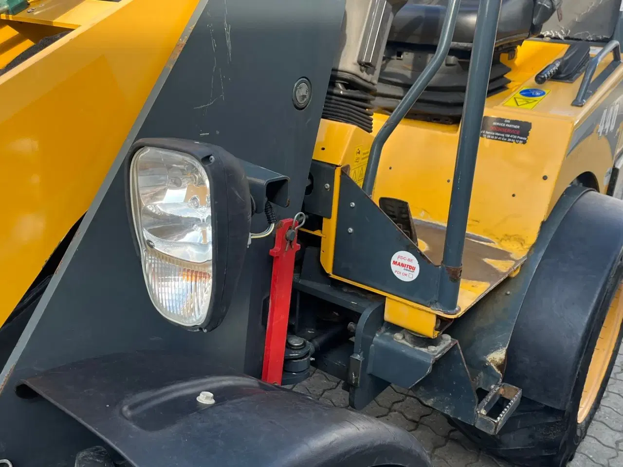 Billede 5 - Gehl al400 2800kg minilæsser med skovl og gafler