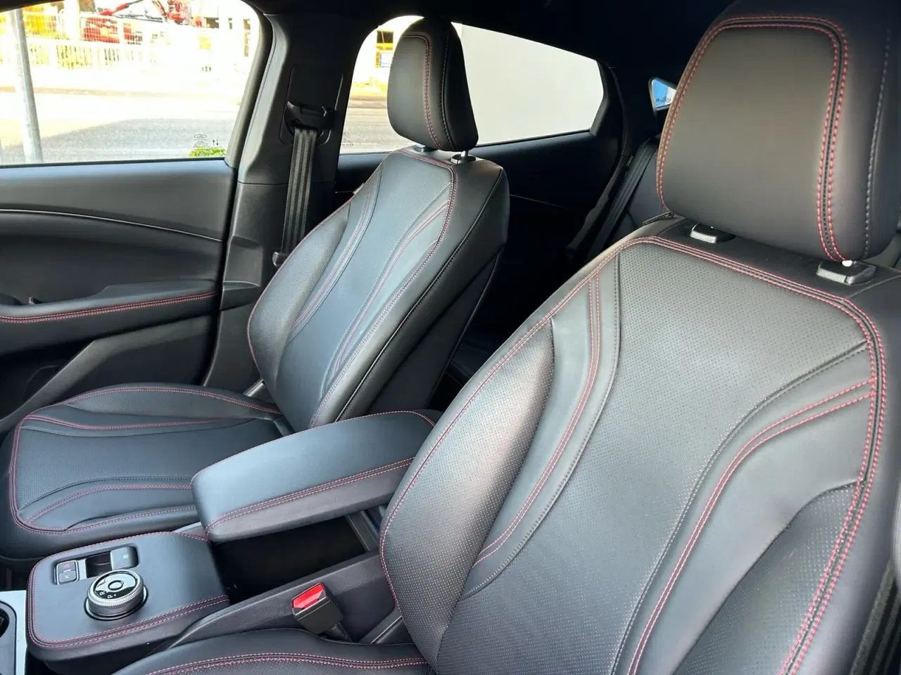 Billede 7 - Ford Mustang Mach-E 98 Premium Extended Range