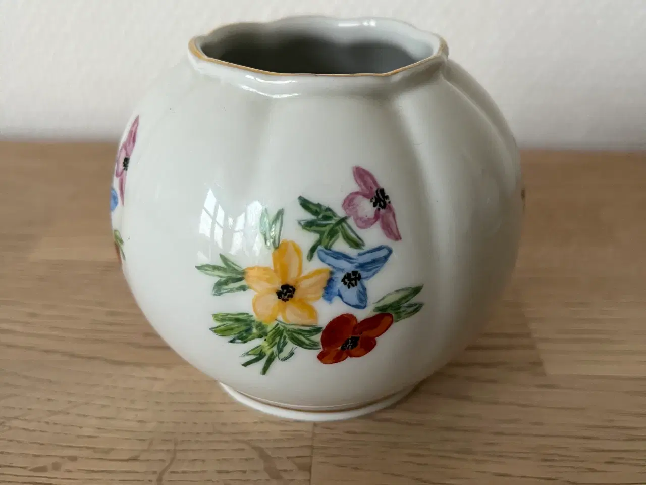 Billede 1 - Vase mrk. Oscar Schlegelmilck Import 66