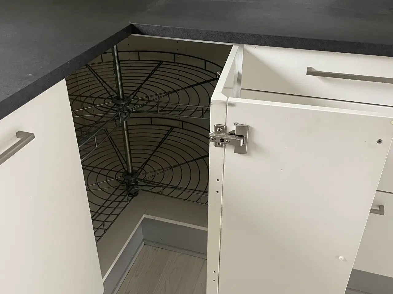 Billede 8 - Komplet HTH-køkken inkl. hårde hvidevarer