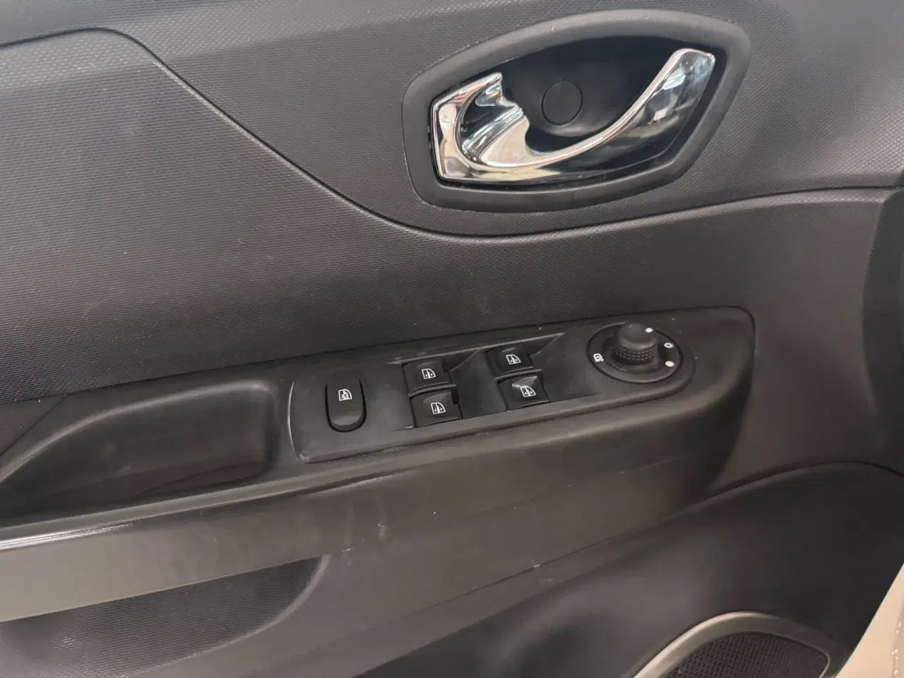 Billede 8 - Renault Captur 0,9 Energy TCe Expression 90HK 5d