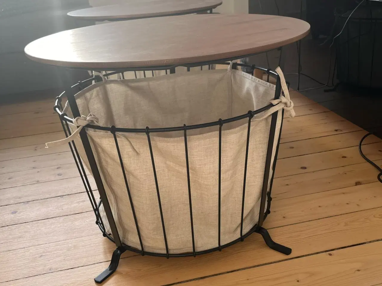 Billede 3 - 2 stk ÄNGESBYN Ikea bord med opbevaring 60 cm