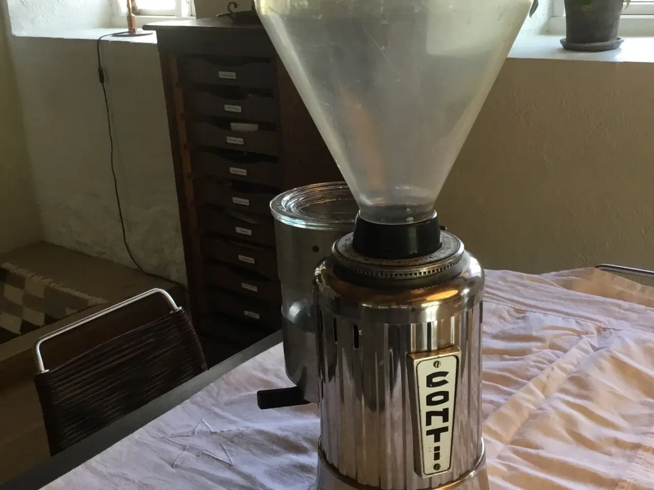 Billede 1 - Kaffekværn Conti (retro)