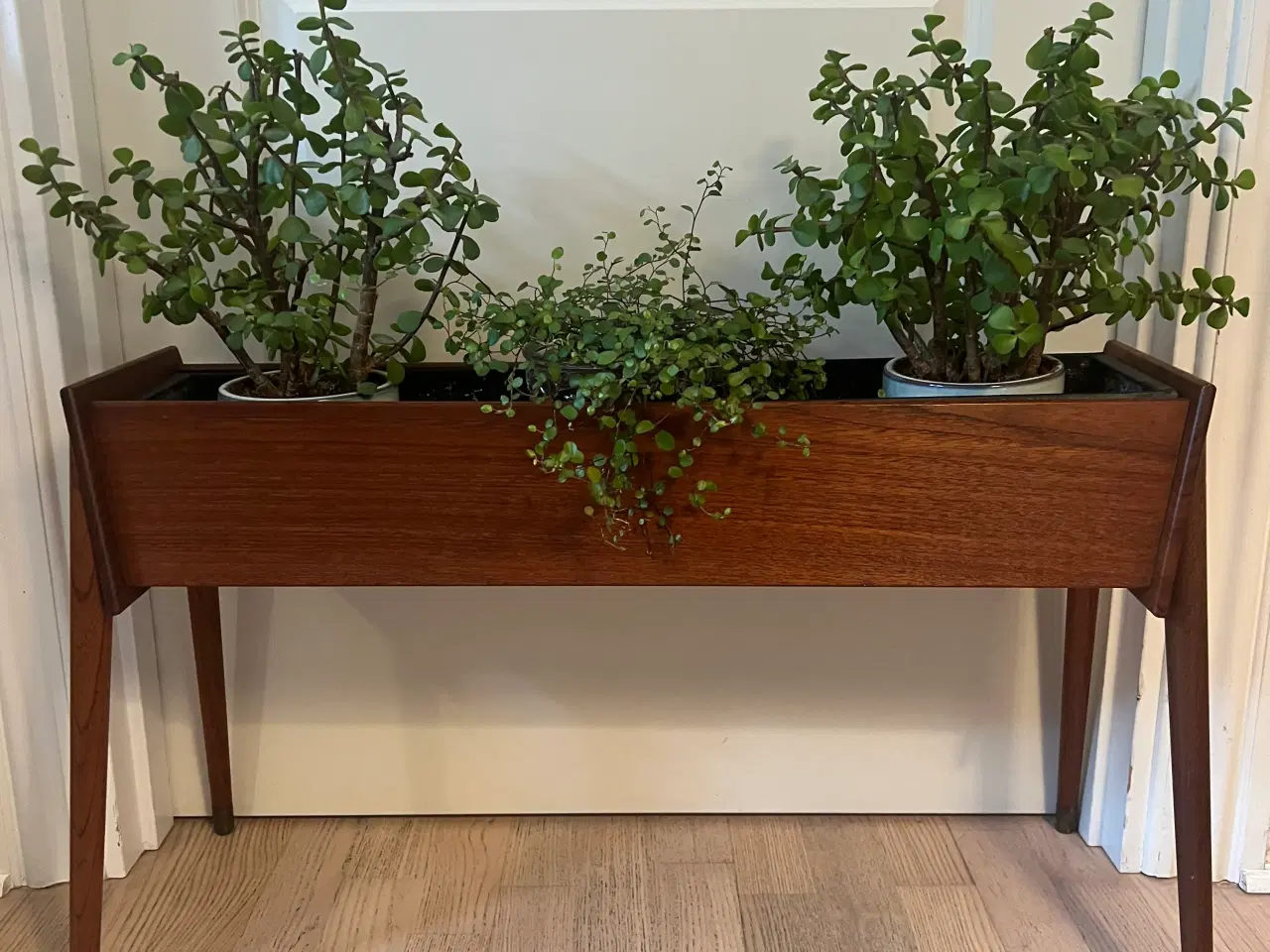 Billede 1 - Stor smuk retro teak blomster kasse 