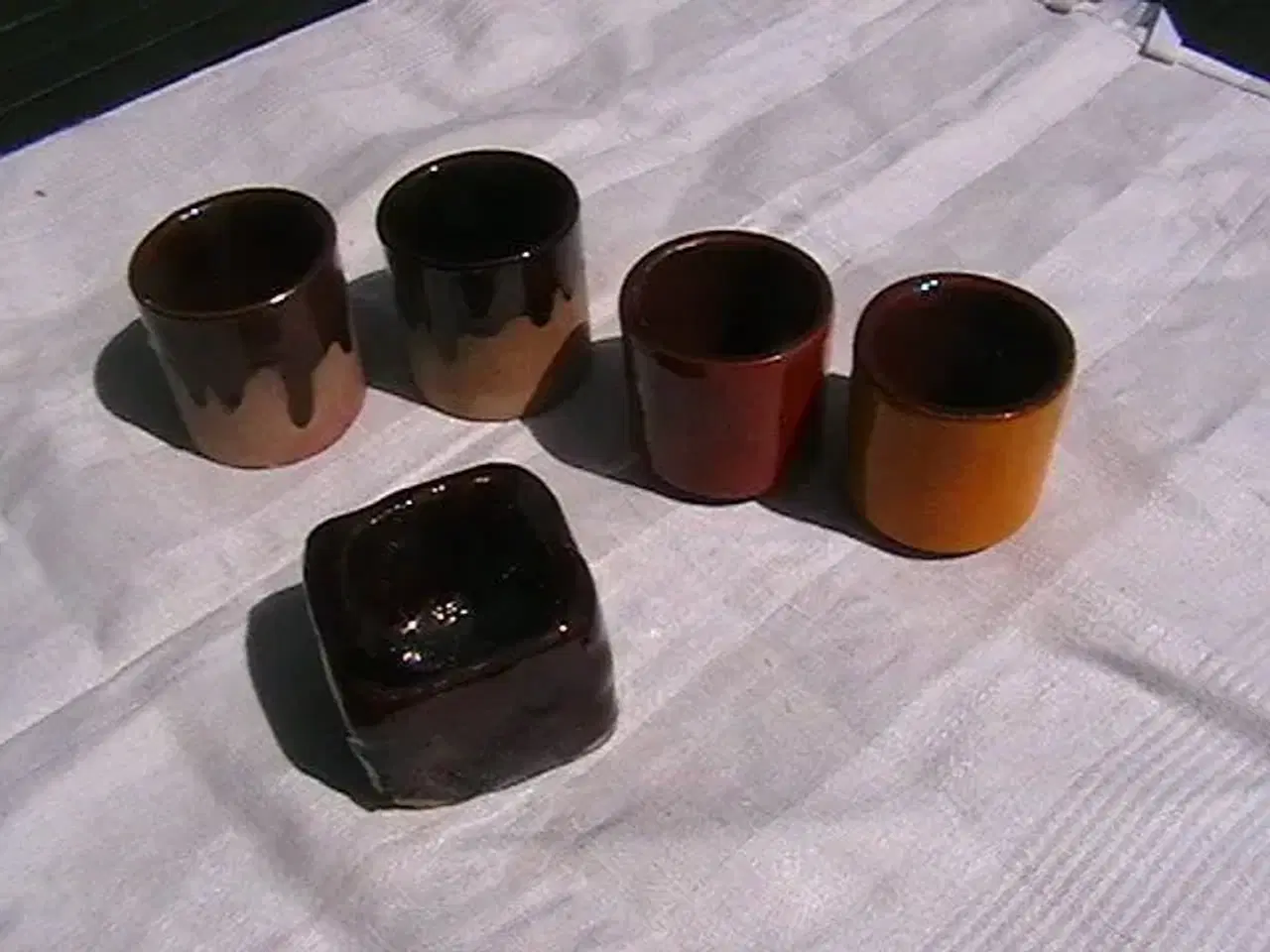 Billede 6 - 5 små Keramikting.