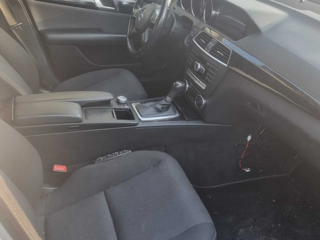 Billede 6 - NÆSTEN FULD RENOVERET Mercedes C200