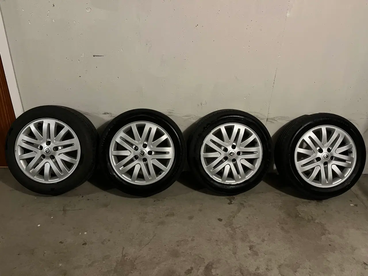 Billede 1 - 17 Tommer Originale Renault/Nissan Aluhjul