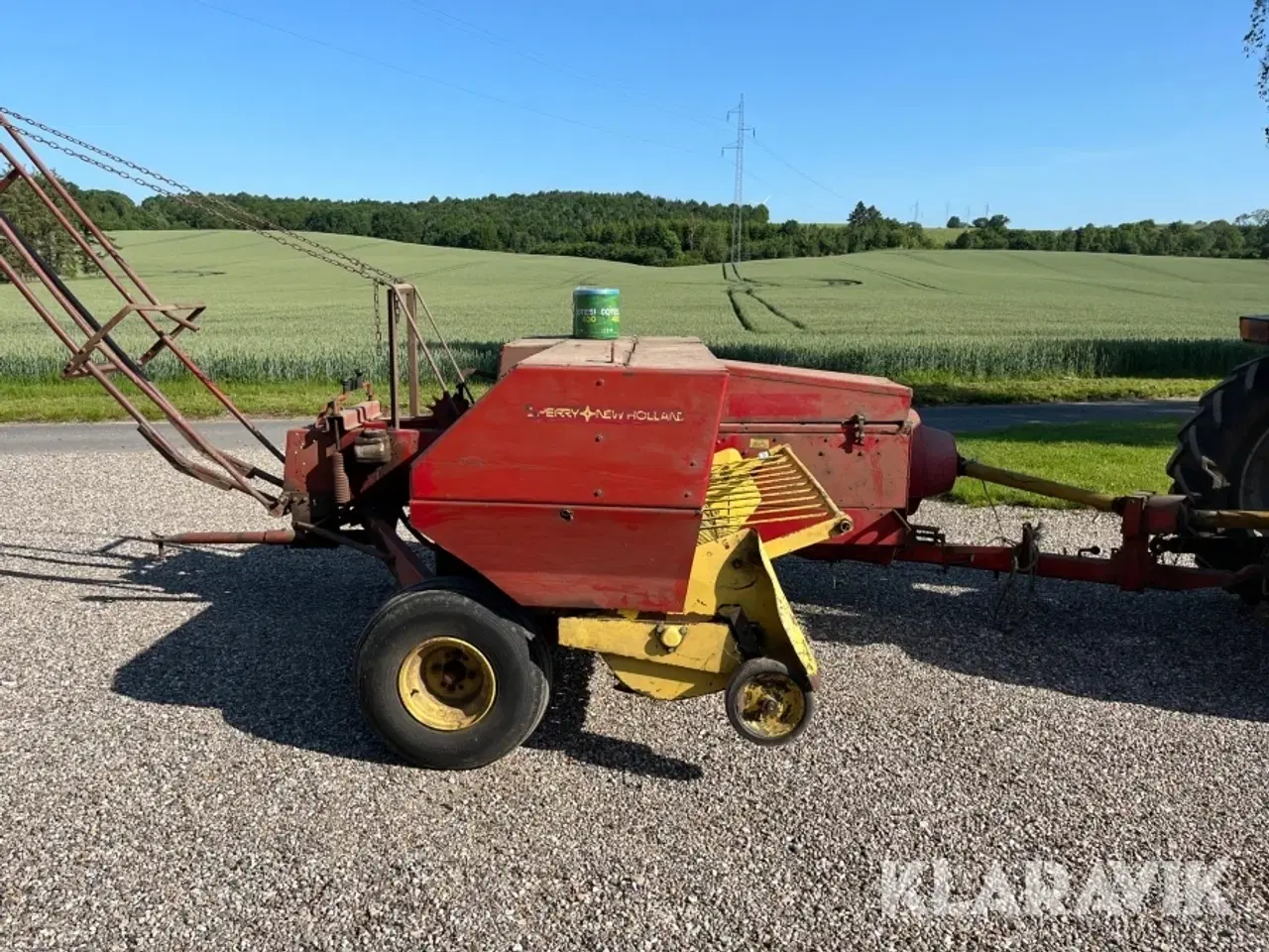Billede 4 - Ballepresser New Holland 376 med centralsmørring