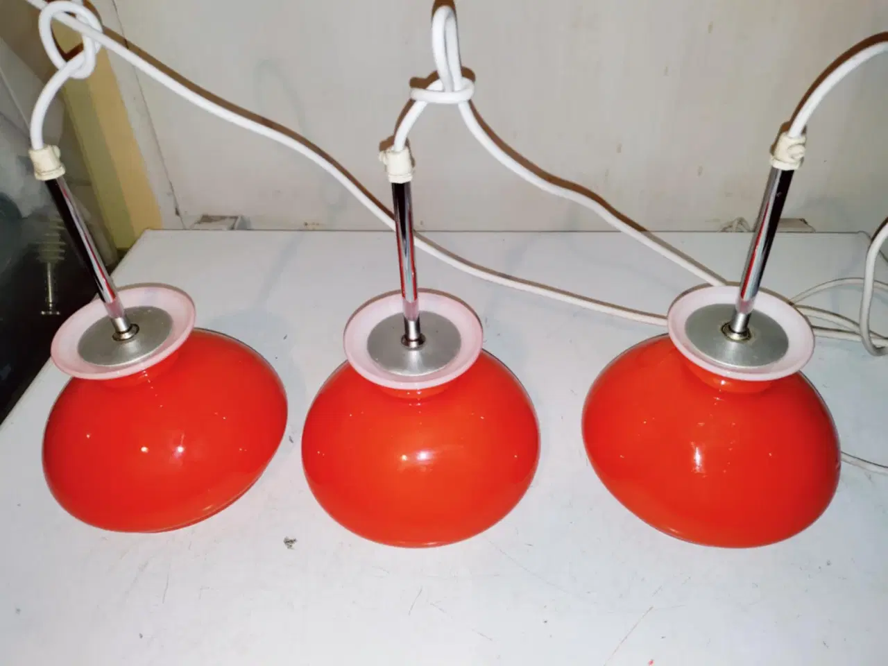 Billede 1 - 3 super flotte lamper i fed farve se billeder