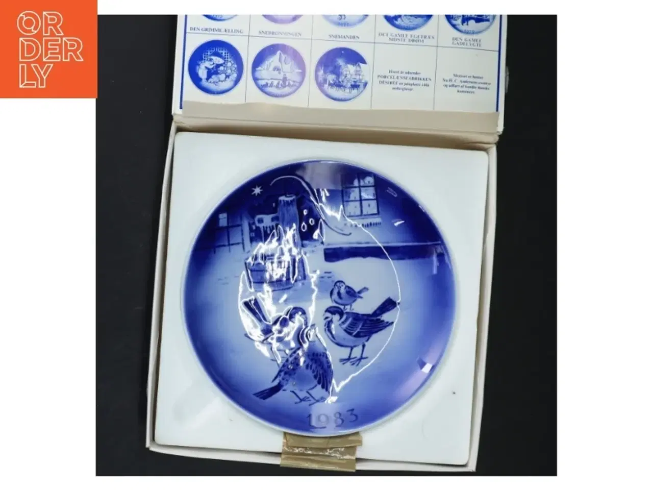 Billede 6 - H.C. Andersen juleplatte 1983 fra Desiree (str. Ø 19 cm)
