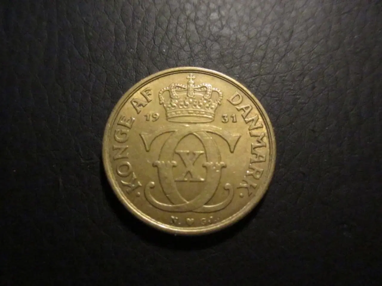 Billede 1 - 1 kr 1931 rest af møntskær