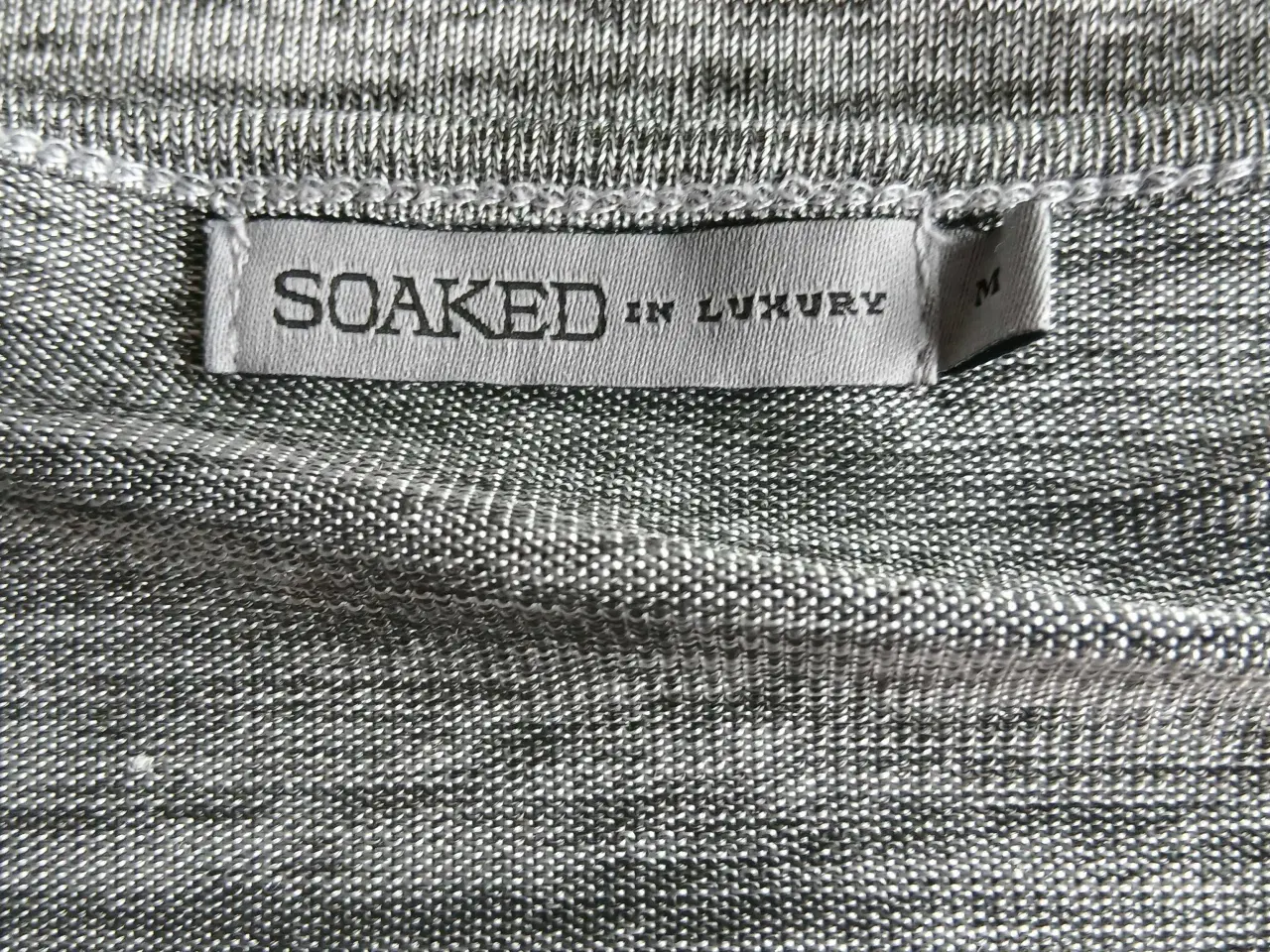 Billede 7 - T-shirt. Soaked in Luxury. Medium 