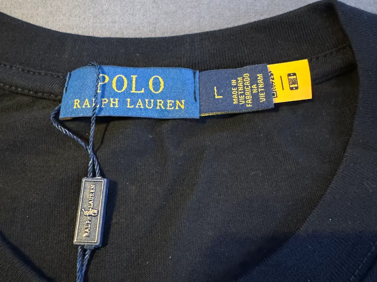 Billede 3 - Ralph Lauren T-shirt sælges