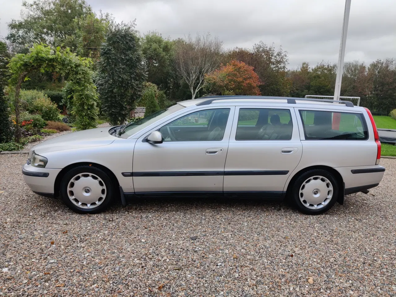 Billede 2 - Volvo V70 D5 163hk årg 2002