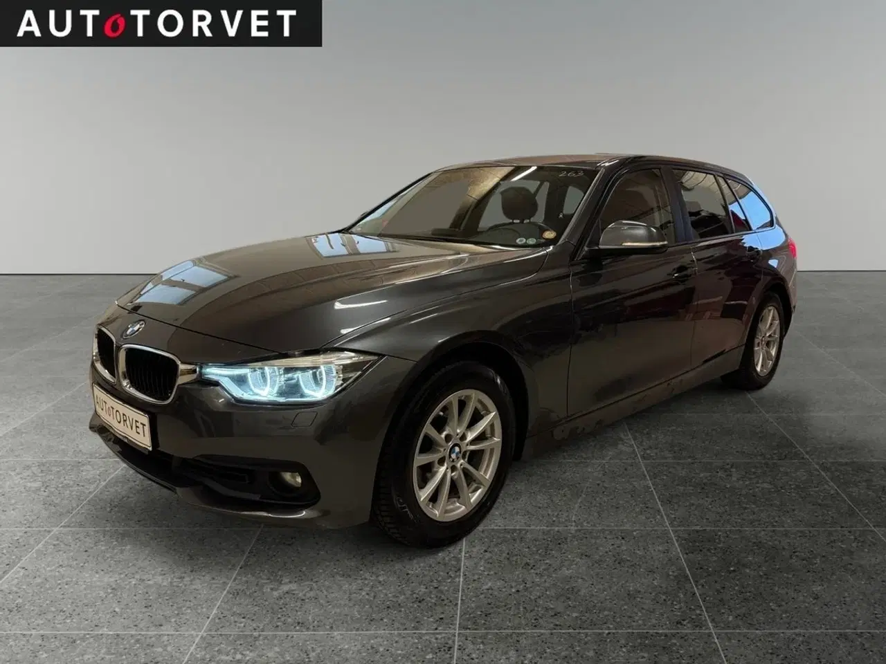 Billede 1 - BMW 320d 2,0 Touring aut.
