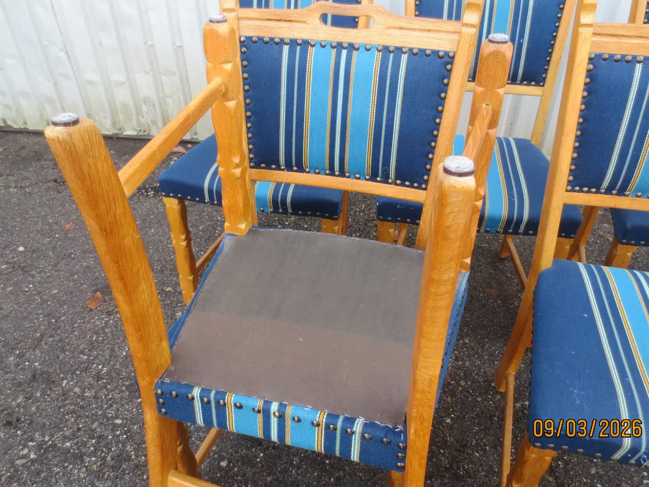 Billede 5 - 6 stk Egetræs Spisestuestole med Blå stribet stof 