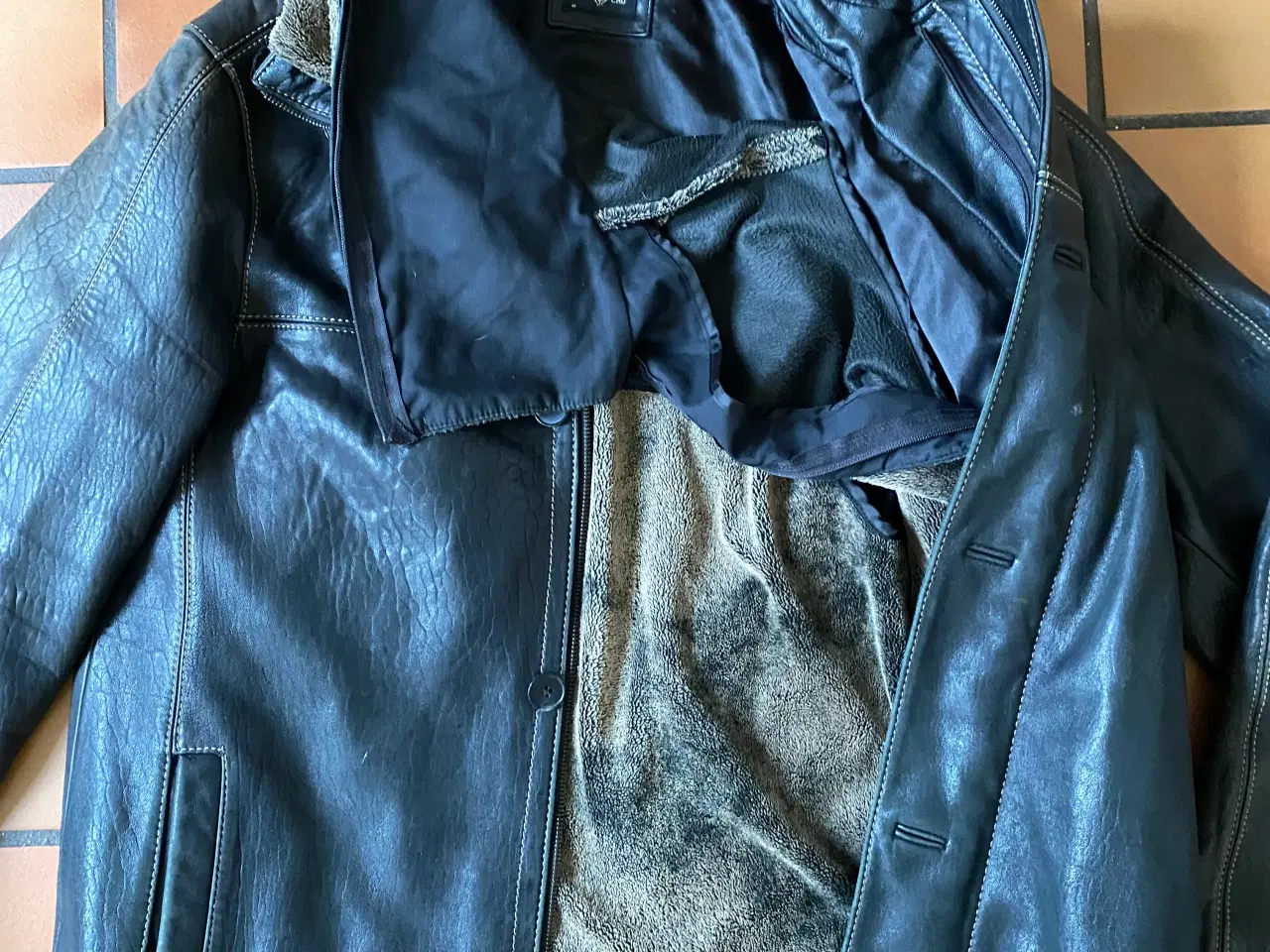 Billede 2 - Skindjakke