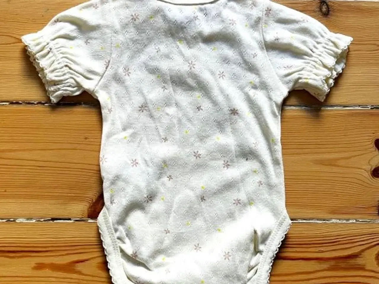 Billede 3 - Body til baby - økologisk - helt ny
