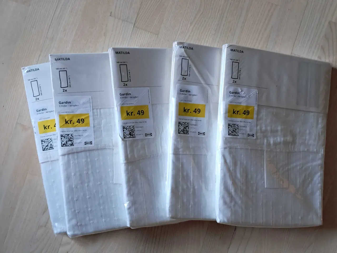 Billede 1 - Gardiner, hvide, MATILDE, Ikea 5 stk.