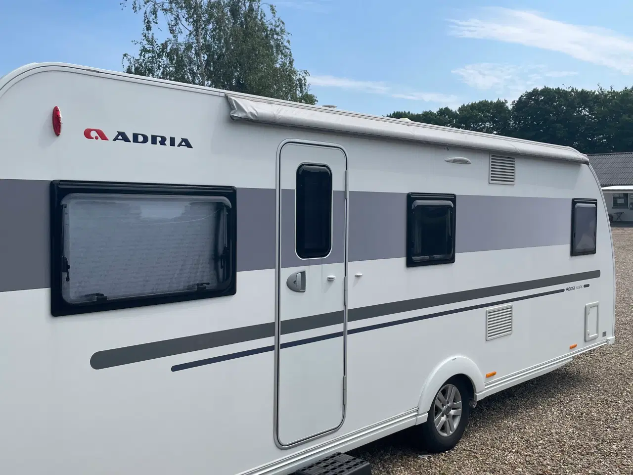 Billede 1 - Campingvogn Adria Adora  613pk 7 sove pladser