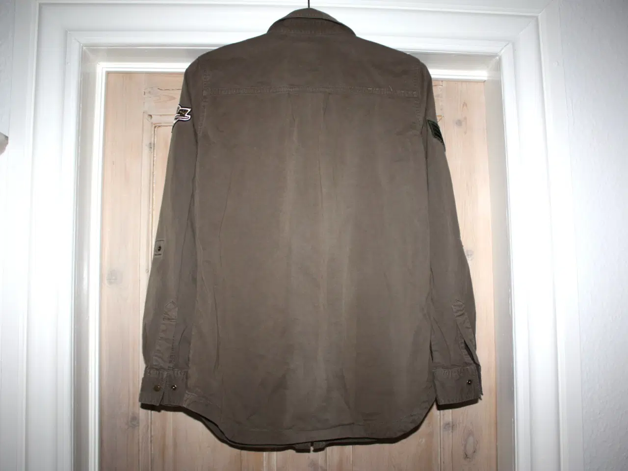 Billede 3 - Skjorte Only str. 38 olivengrøn