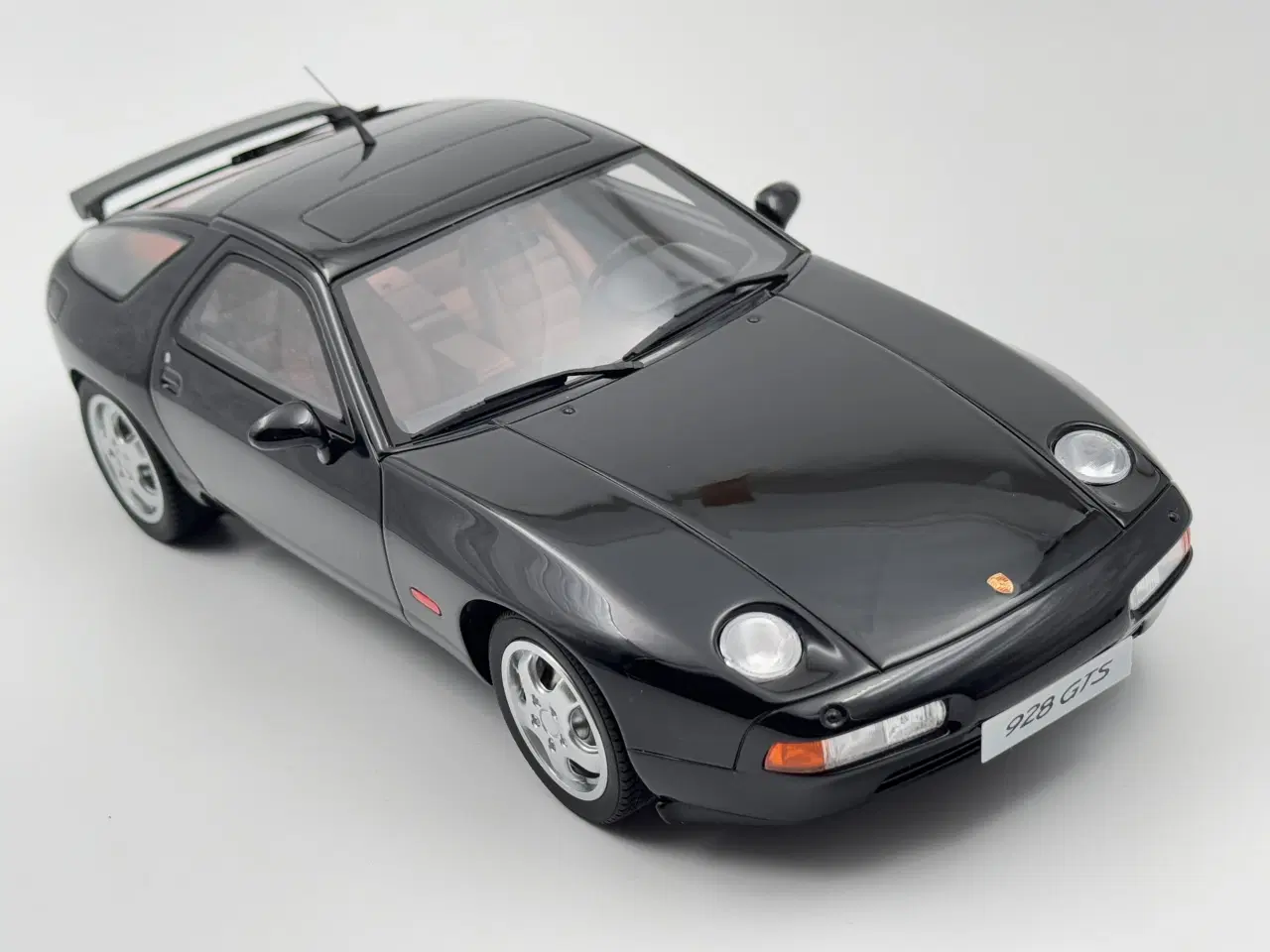 Billede 5 - 1992 Porsche 928 GTS -  1:18