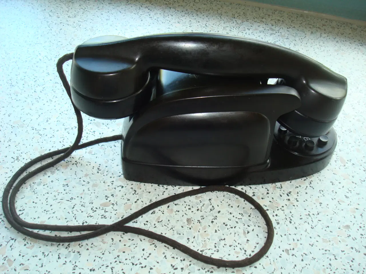 Billede 4 - 8 Gamle Telefoner