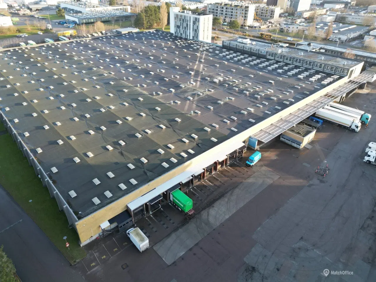 Billede 2 - Lyst og funktionelt kontorlokale tæt på offentlig transport og motorvej