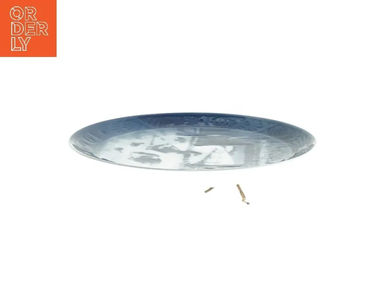 Billede 2 - Juleplatte 1969 fra Royal Copenhagen (str. Ø 18,5 cm)