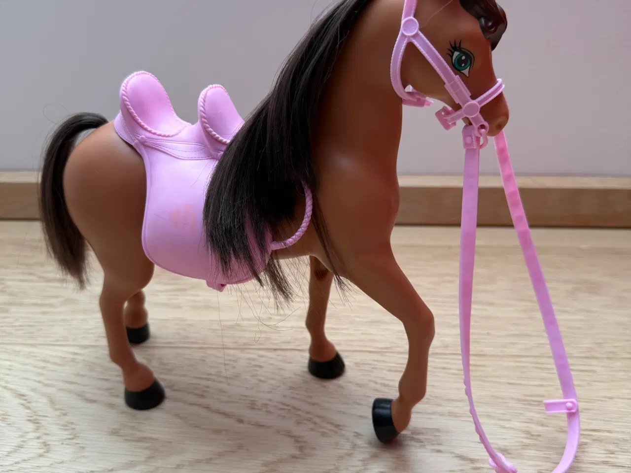 Billede 2 - Barbie, Stacie og hest