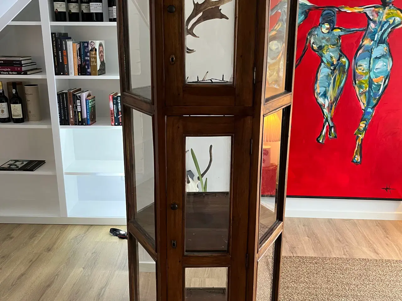 Billede 1 - Antik vitrineskab