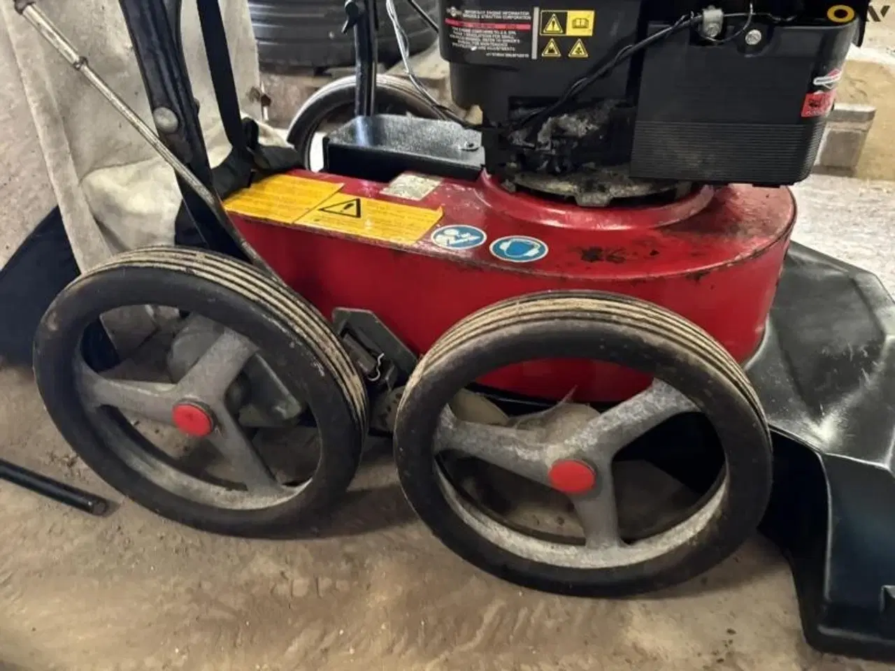 Billede 10 - - - - IB 2755 Turbo 70 løvsuger