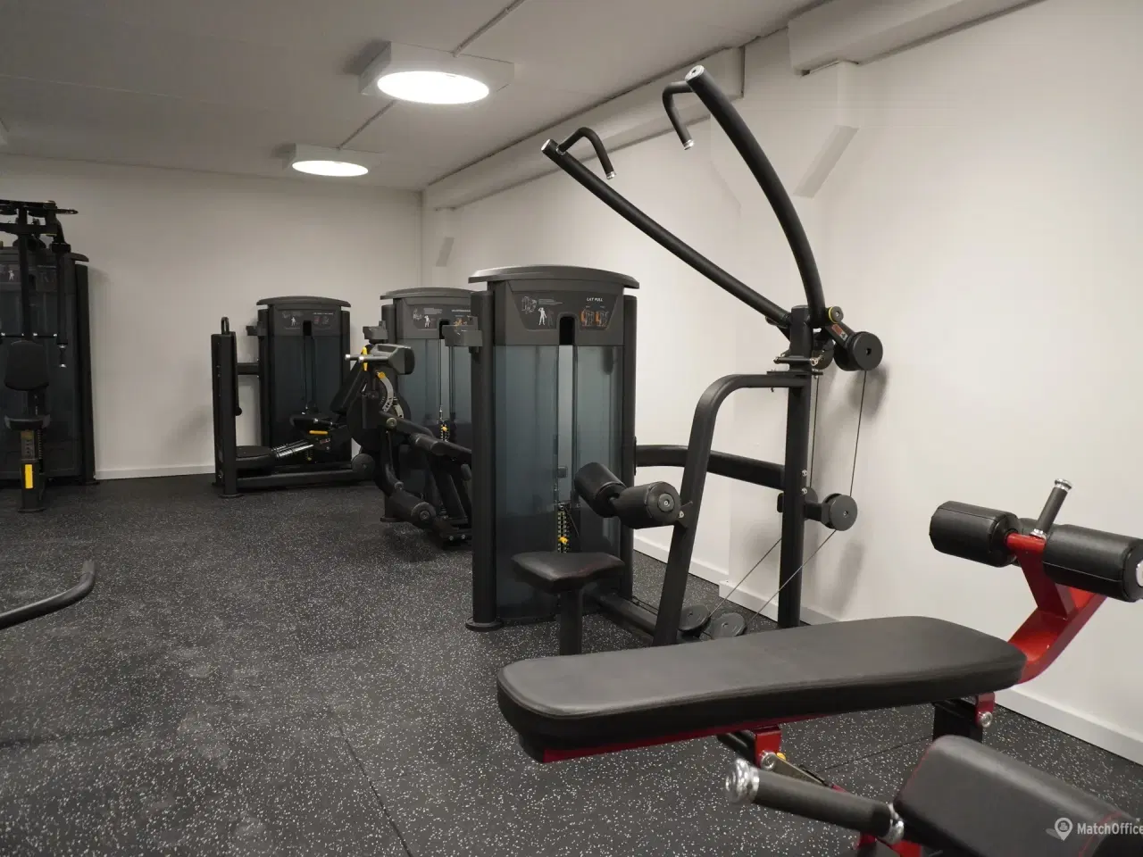 Billede 8 - Lager med central placering i Lyngby