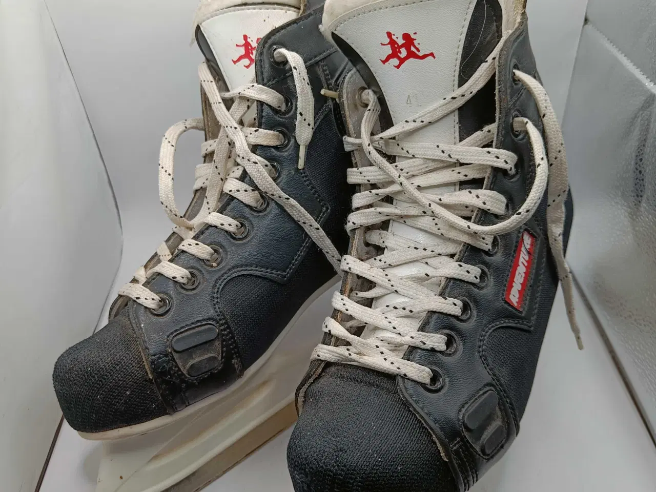 Billede 2 - Ishockey skøjter 41str 