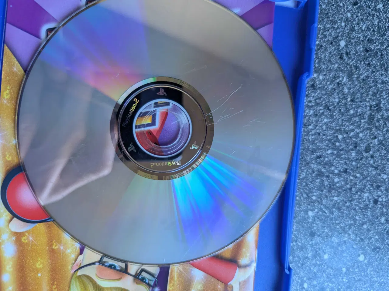 Billede 17 - Ps2 buzz pakke 4 controllere/4 spil