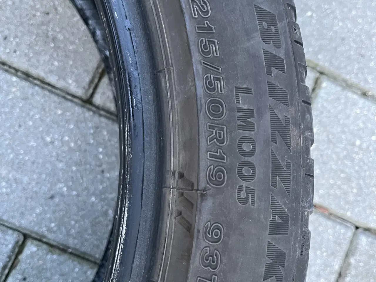 Billede 3 - Brigdestone vinterdæk 215/50/19