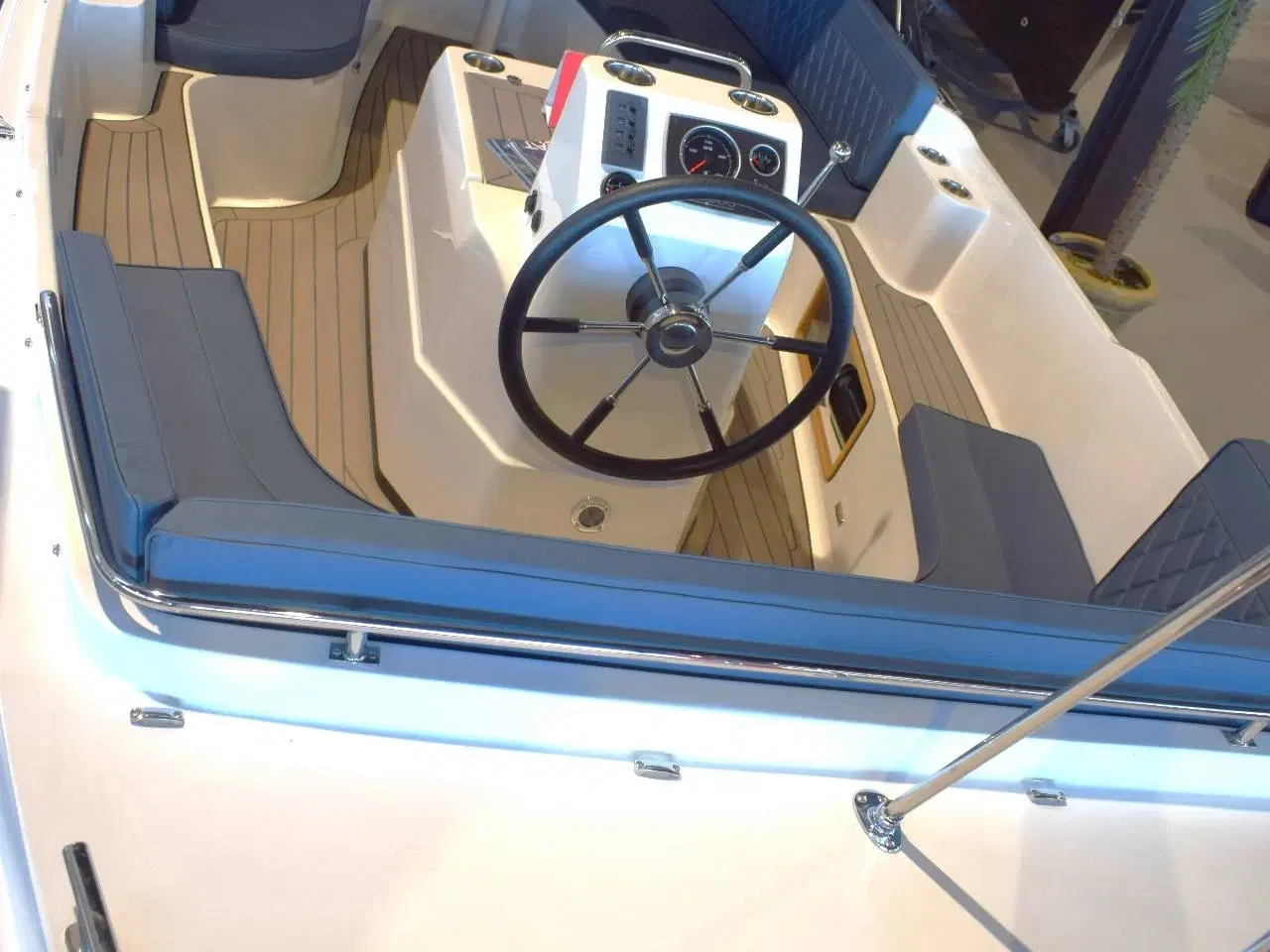 Billede 4 - Interboat 19 - 27HK Vetus/Udstyr