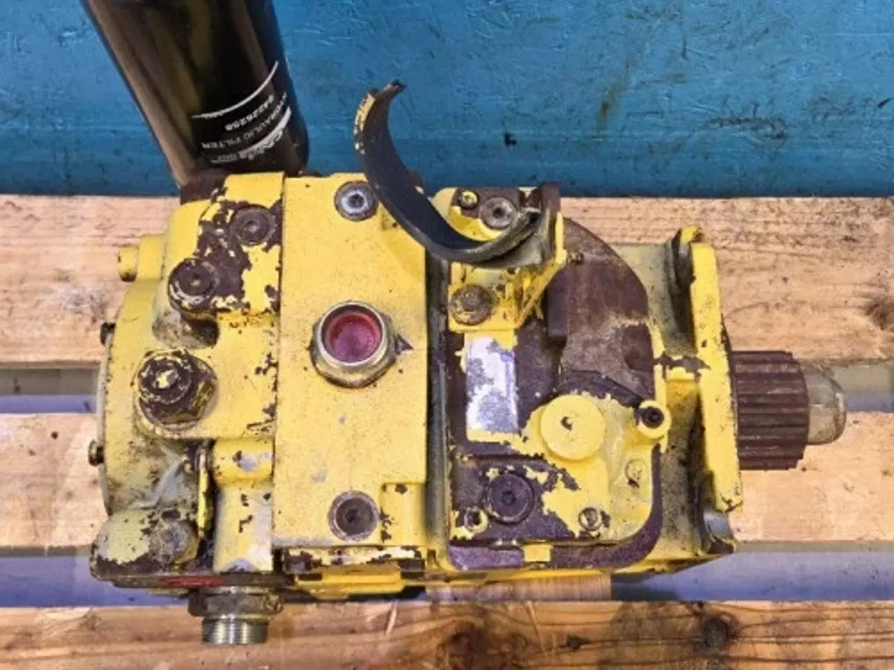 Billede 2 - New Holland TX68 Hydrostatisk Pumpe 9811195