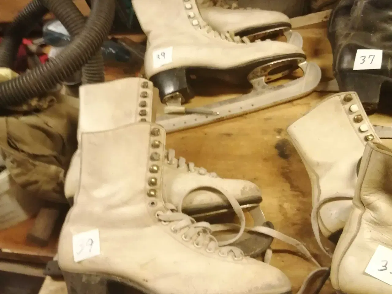 Billede 2 - Skøjter str 35 til 43 