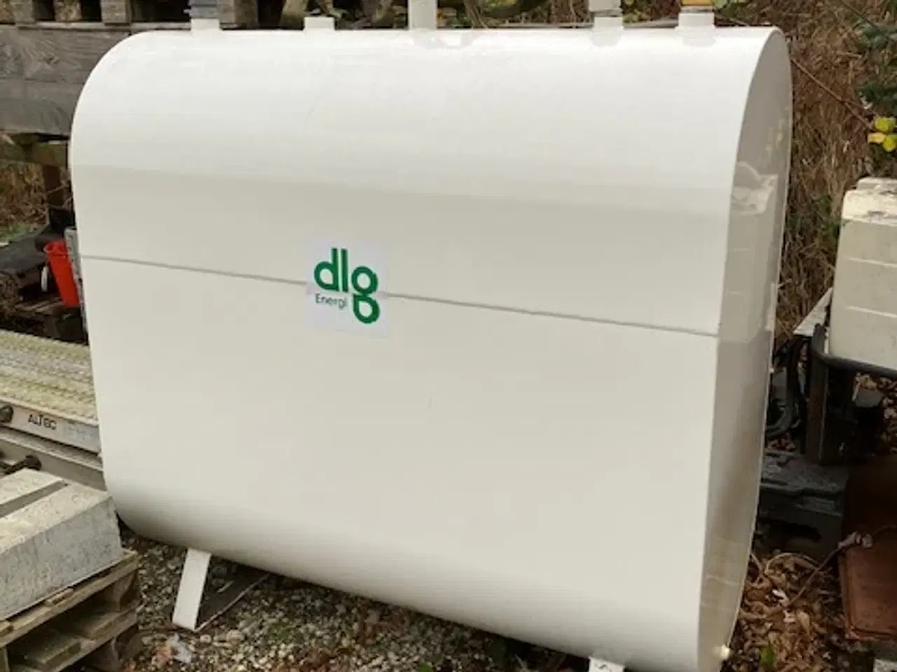 Billede 4 - Oliefyr/ oliekalorifere med 1000 L tank